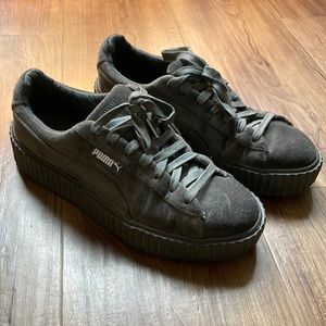 Puma Fenty velvet platform sneakers size us 8.5